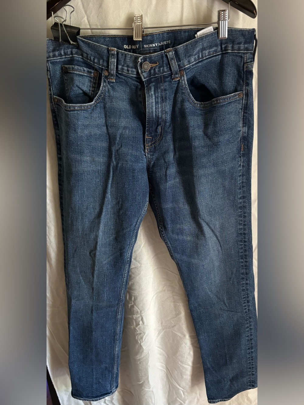 Old Navy Men's stretch skinny medium wash jeans